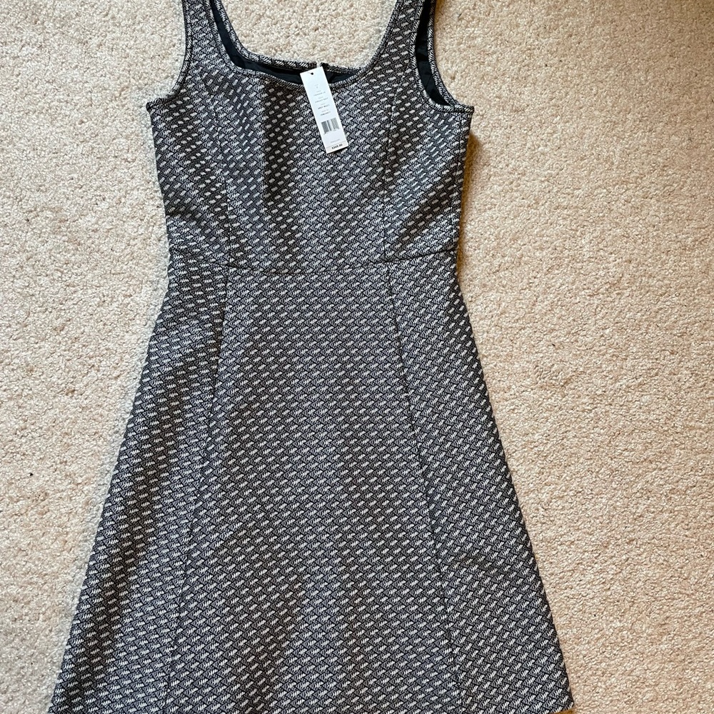 Brand new Theory Trekana Patterned A-Line Dress, size 0